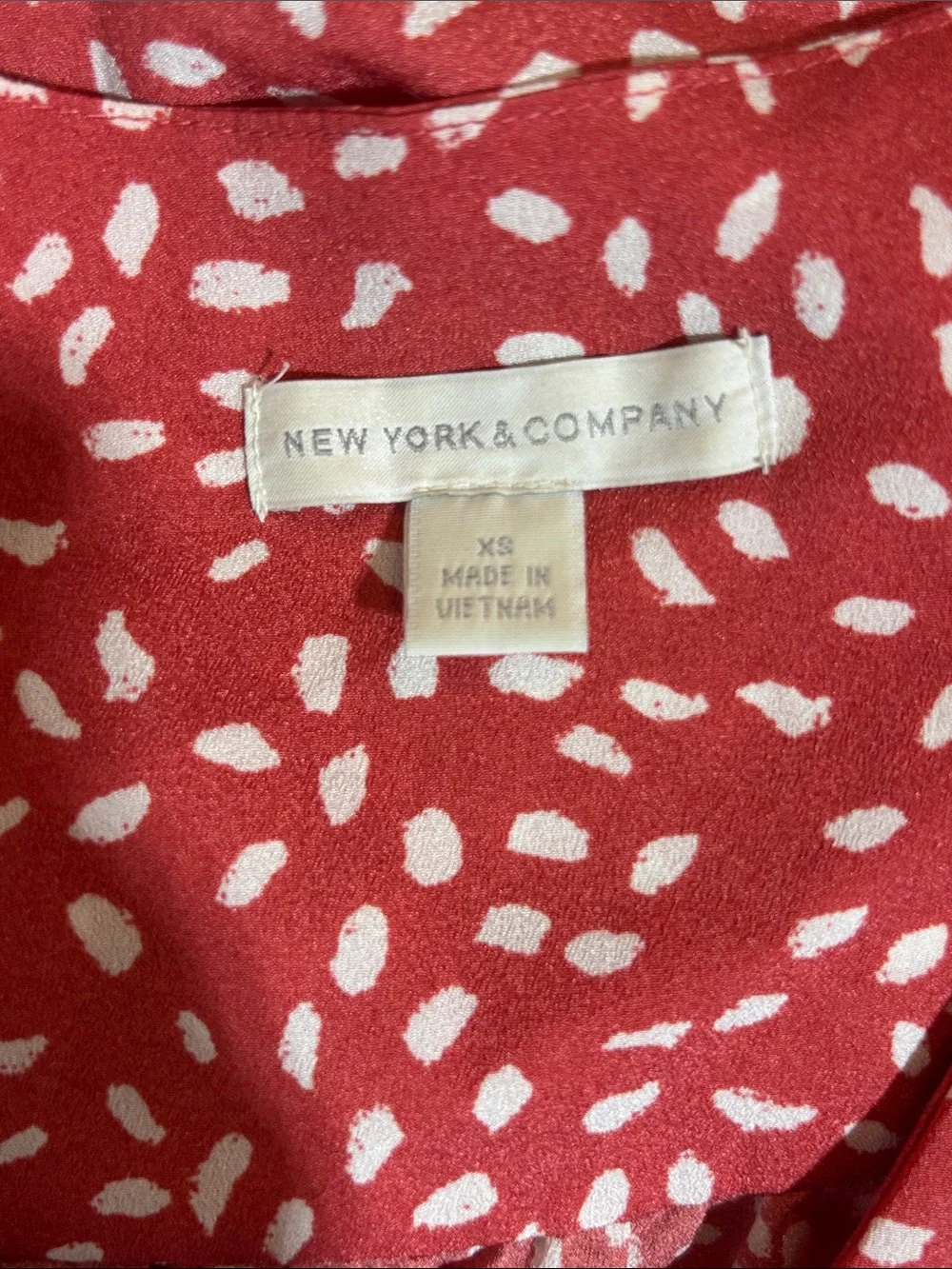 New York &‎ Company Sleeveless Printed Blouse